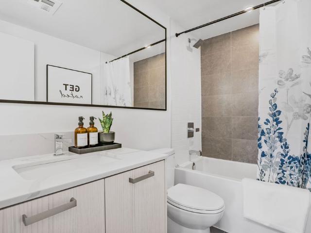For Lease 75 Curlew Drive Unit# 5, Toronto, Ontario