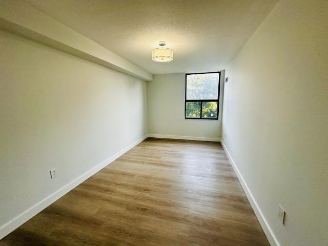 For Lease 75 Emmett Avenue Unit# 211, Toronto, Ontario