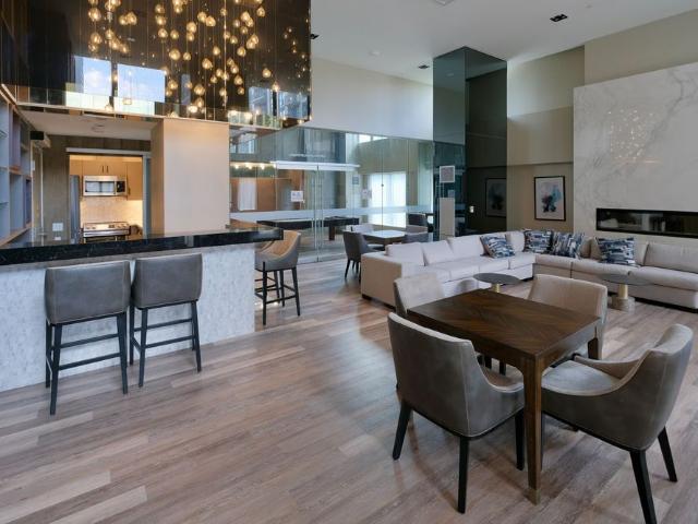 For Lease 75 Oneida Crescent Unit# 612, Richmond Hill, Ontario