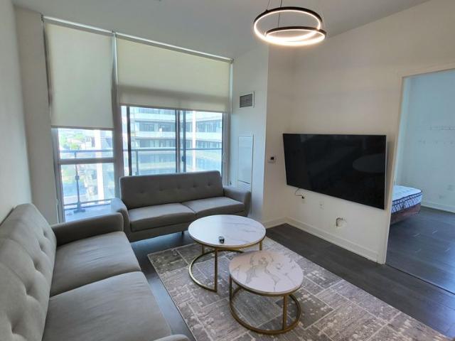For Lease 75 Oneida Crescent Unit# 903, Richmond Hill, Ontario
