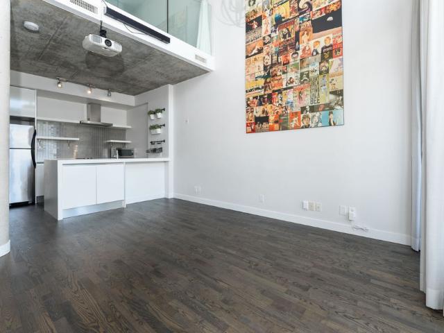 For Lease 75 Portland Street Unit# 901, Toronto, Ontario