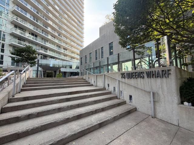 For Lease 75 Queens Wharf Road Unit# 2805, Toronto, Ontario