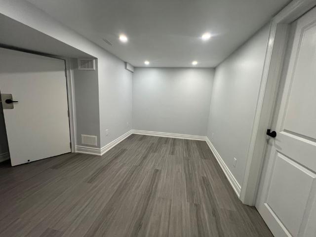 For Lease 75 Regatta Crescent Unit# Basement, Toronto, Ontario