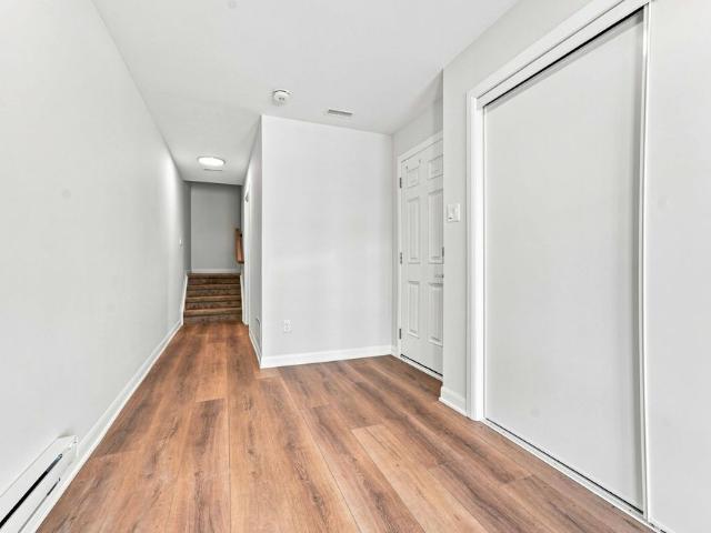 For Lease 762 Tadpole Crescent, Barrhaven, Ontario