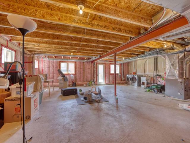 For Lease 76 Thomas Phillips Drive, Aurora, Ontario