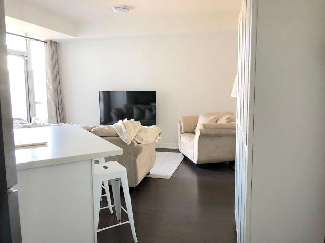 For Lease 775 King Street Unit# 621, Toronto, Ontario