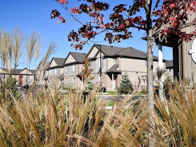 For Lease 7768 Ascot Circle Unit# 11, Niagara Falls, Ontario