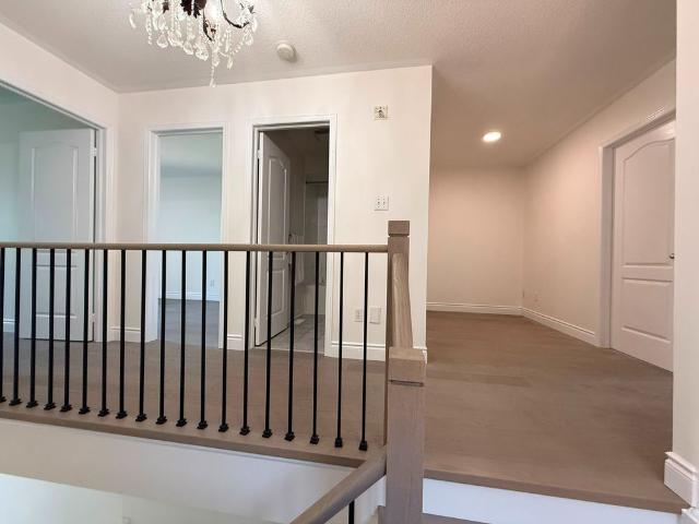For Lease 770 Othello Court Unit# 40, Mississauga, Ontario