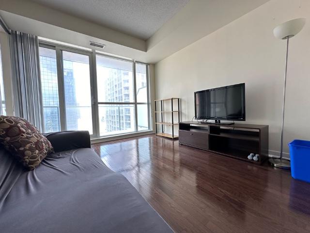 For Lease 770 BAY Street Unit# 2202, Toronto, Ontario