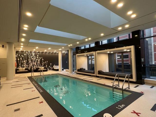 For Lease 770 Bay Street Unit# 2401, Toronto, Ontario
