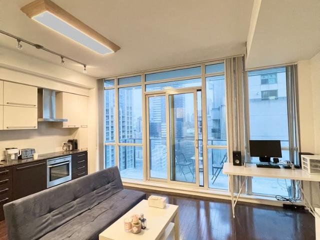 For Lease 770 Bay Street Unit# 2607, Toronto, Ontario