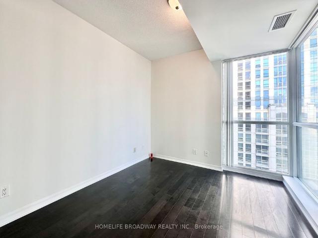 For Lease 770 BAY Street Unit# PH606, Toronto, Ontario