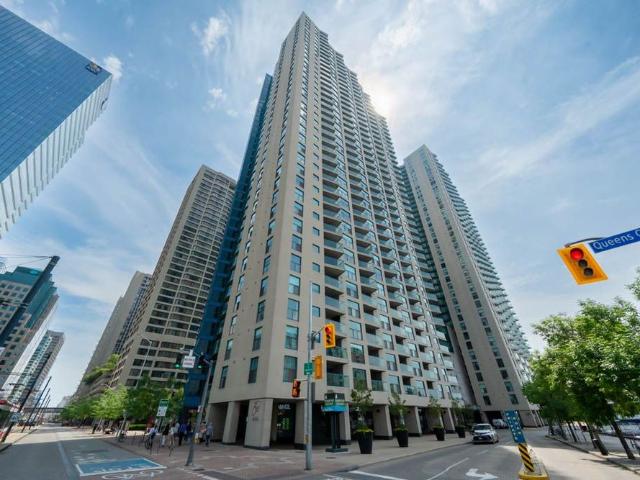 For Lease 77 Harbour Square Unit# 2003, Toronto, Ontario