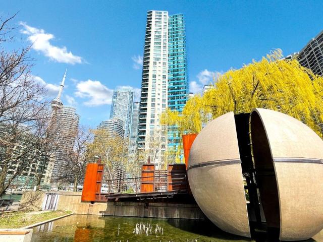 For Lease 77 Harbour Square Unit# 2210, Toronto, Ontario