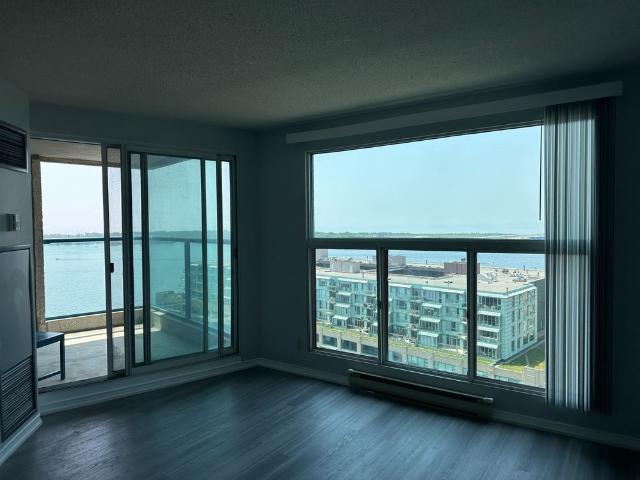 For Lease 77 Harbour Square Unit# 2711, Toronto, Ontario