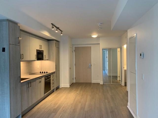 For Lease 77 Mutual Street Unit# 1010, Toronto, Ontario