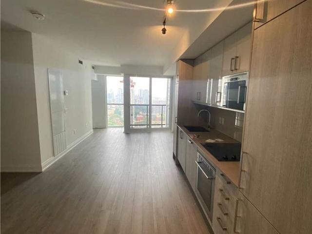 For Lease 77 MUTUAL Street Unit# 2201, Toronto, Ontario