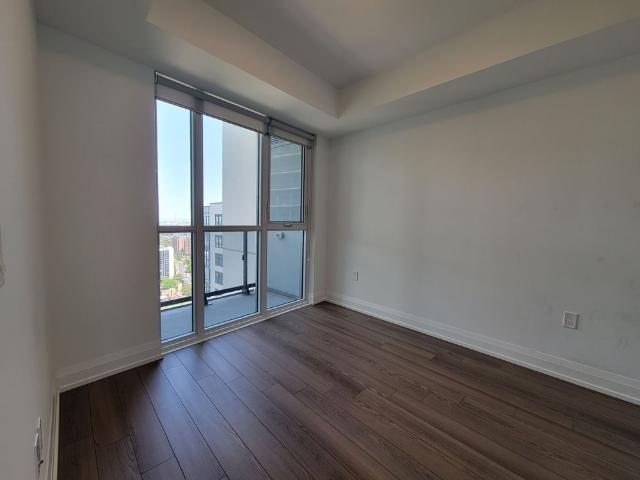 For Lease 77 Mutual Street Unit# 3211, Toronto, Ontario