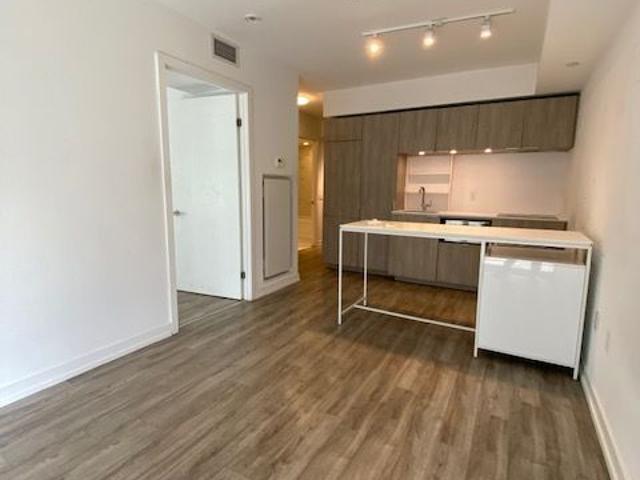 For Lease 77 Shuter Street Unit# 603, Toronto, Ontario