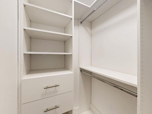 For Lease 7890 Bathurst Street Unit# 2505, Vaughan, Ontario