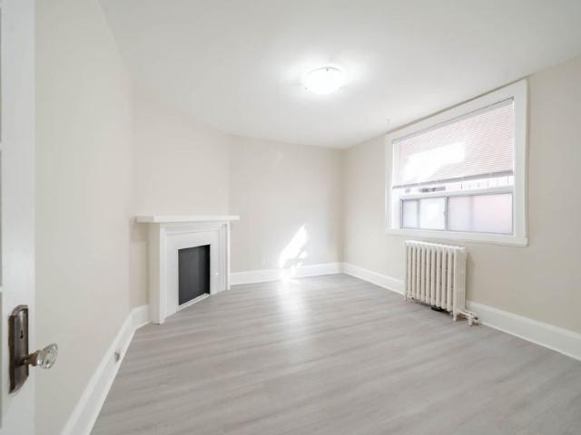For Lease 781 St Clair Avenue Unit# 3, Toronto, Ontario