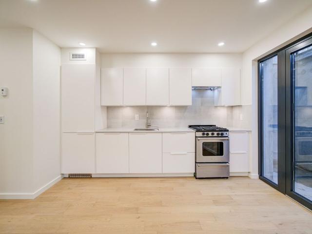 For Lease 78 Gladstone Avenue Unit# UNIT 5, Toronto, Ontario
