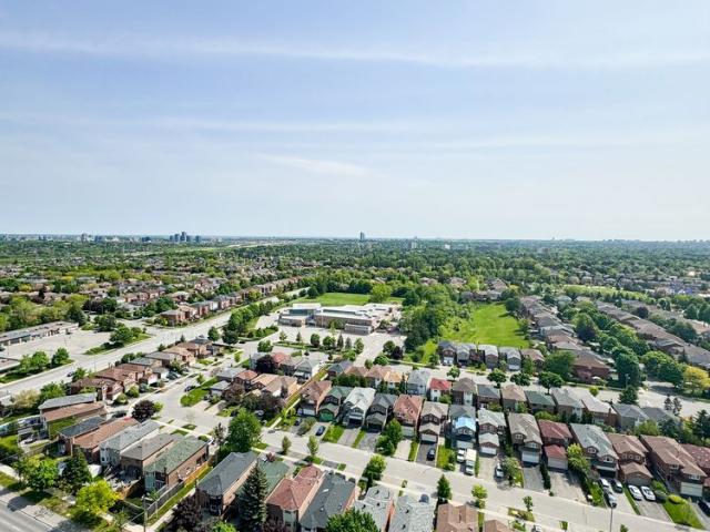 For Lease 7950 Bathrust Street Unit# B2105, Vaughan, Ontario