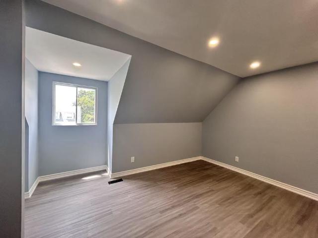 For Lease 795 Pam Crescent, Newmarket, Ontario