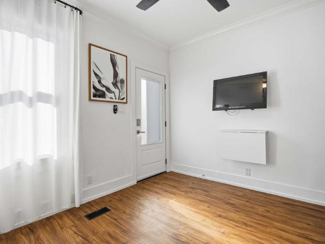 For Lease 793 Pape Avenue Unit# 4, Toronto, Ontario