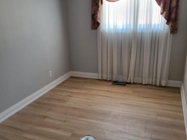 For Lease 79 Chestermere Boulevard, Toronto, Ontario