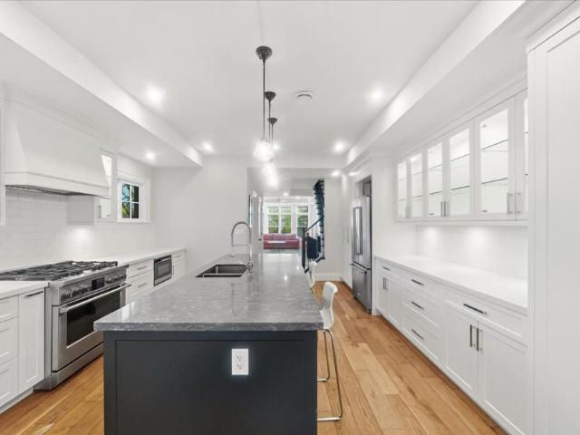 For Lease 79 Wilson Street, Oakville, Ontario