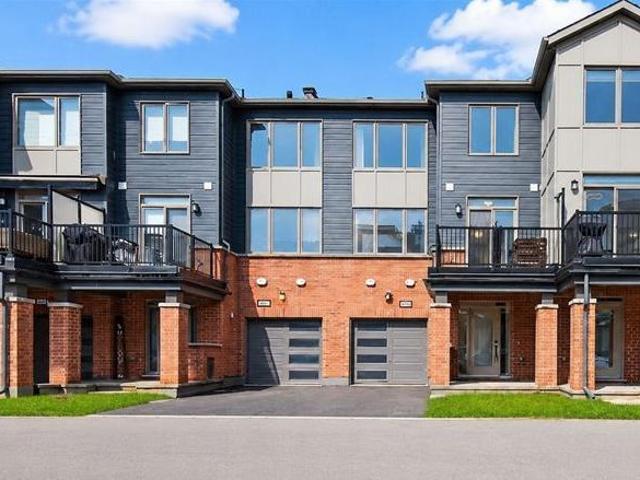 For Lease 805 Kiniw Private, Manor Park Cardinal Glen and Area, Ontario