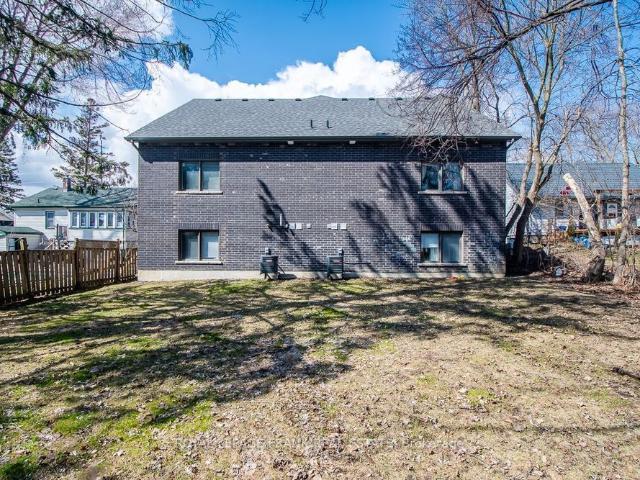 For Lease 805B Dundas Street Unit# LOWER, Whitby, Ontario
