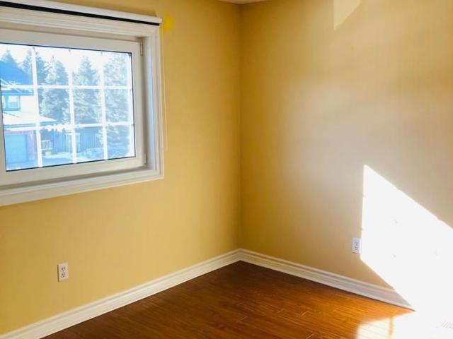 For Lease 806 Fairway Crescent, Kitchener, Ontario