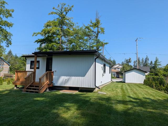 For Lease 809 9TH Line, Innisfil, Ontario