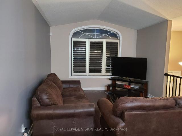 For Lease 8001 Woodsview Crescent Unit# Main, Niagara Falls, Ontario