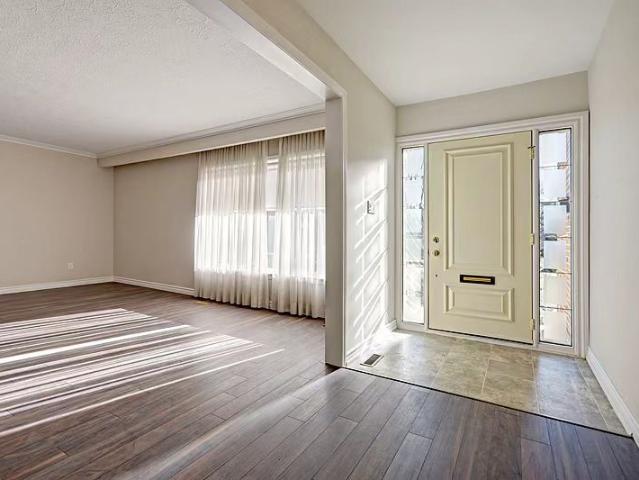 For Lease 80 Alamosa Drive Unit# Upper, Toronto, Ontario