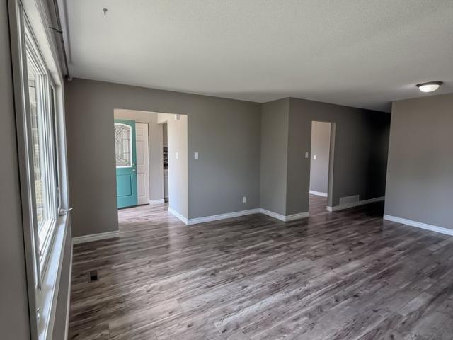 For Lease 80 Kipling Crescent, Woodstock, Ontario