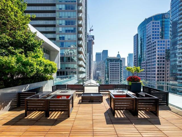 For Lease 80 John Street Unit# 1410, Toronto, Ontario
