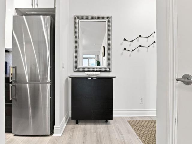 For Lease 80 Marine Parade Drive Unit# 1409, Toronto, Ontario