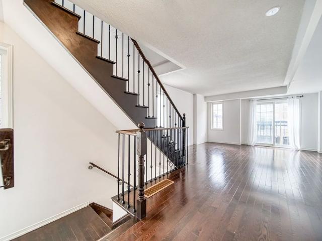 For Lease 80 Sarita Path Unit# 125, Oshawa, Ontario