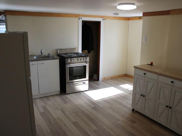 For Lease 80 Poplar Avenue Unit# B, Kirkland Lake, Ontario