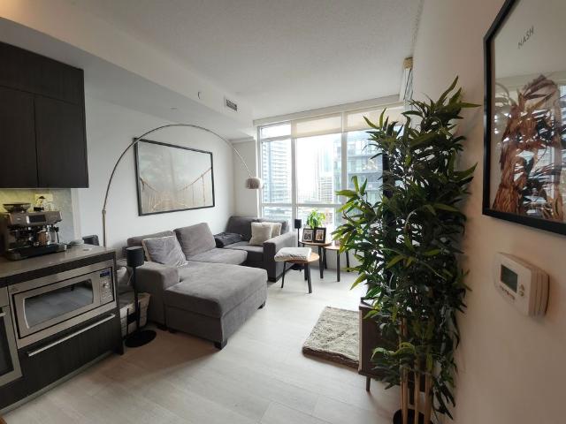 For Lease 80 Queens Wharf Drive Unit# 1112, Toronto, Ontario