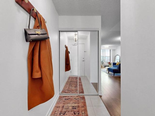 For Lease 812 Lansdowne Avenue Unit# 918, Toronto, Ontario