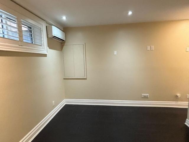 For Lease 81 Chestnut Hills Parkway Unit# Lower, Toronto, Ontario