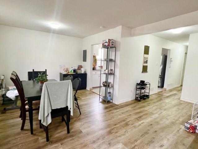 For Lease 81 United Square Unit# Main Floor, Toronto, Ontario