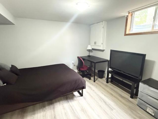 For Lease 81 United Square Unit# Basement, Toronto, Ontario