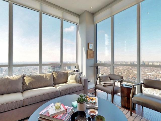 For Lease 825 Church Street Unit# Ph401, Toronto, Ontario