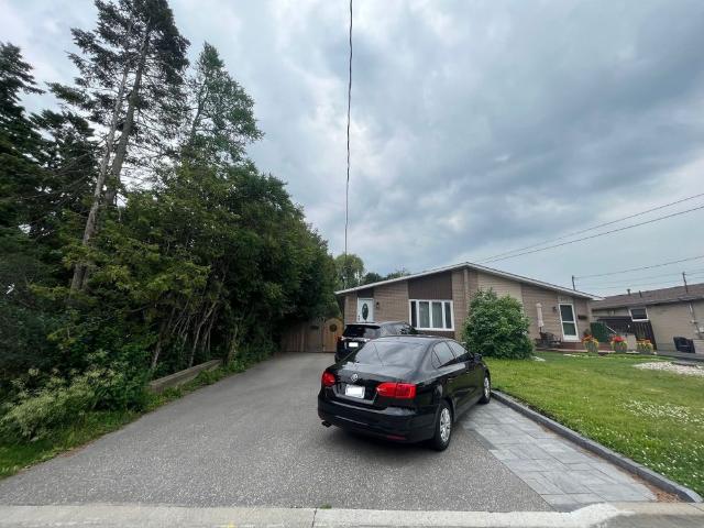 For Lease 823 Sanok Drive Unit# Main, Pickering, Ontario