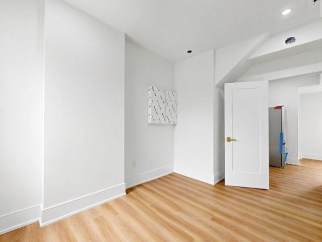 For Lease 82 Ford Street Unit# 1, Toronto W03, Ontario